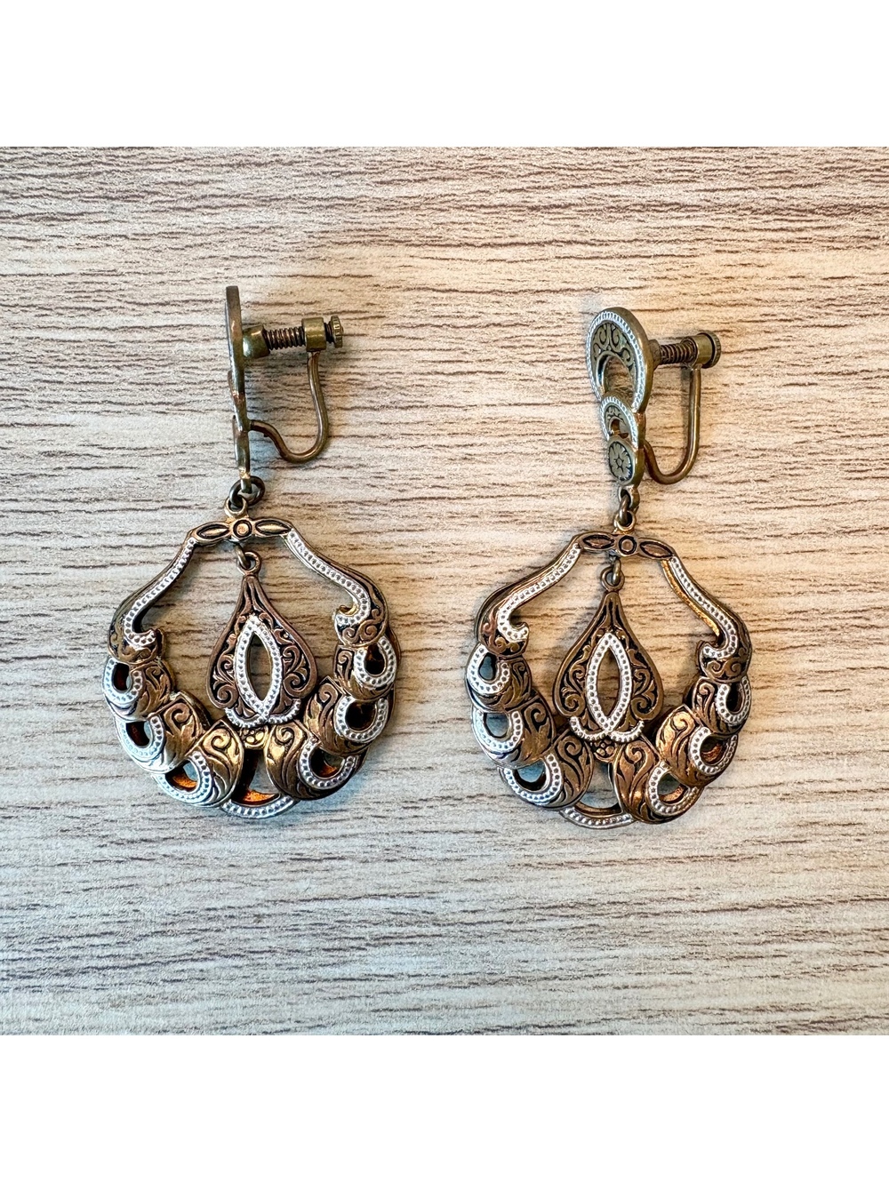 Vintage Chandelier Screw Back Earrings Southwestern Filigree Ornate Homecoming